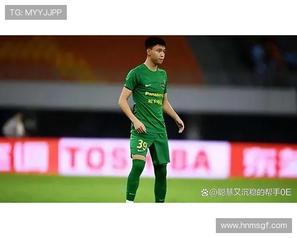 越南战败引发不满安东尼奥与王钰栋对比赛表现各有感慨